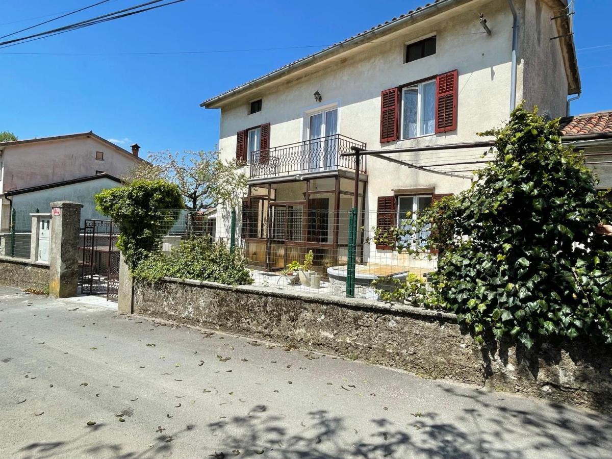 Cilka'S House, Authentic Homestay Near Lipica Sežana Εξωτερικό φωτογραφία